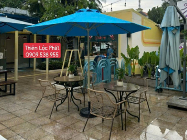 Chấn Động! 5 Mẫu dù che nắng ngoài chợ giúp gian hàng của bạn bán cháy hàng. 5 dù che nắng ngoài chợ