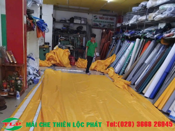 may-bat-theo-yeu-cau