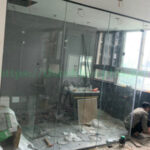 Tiết kiệm ngay 30% chi phí với dịch vụ sửa cửa kính thủy lực tận nhà tại Thành Long Tiết kiệm ngay 30% chi phí với dịch vụ sửa cửa kính thủy lực tận nhà tại Thành Long