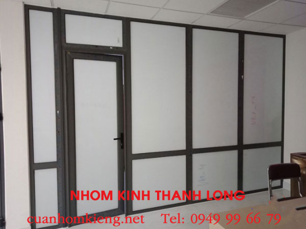 gia-vach-ngan-nhom-xingfa