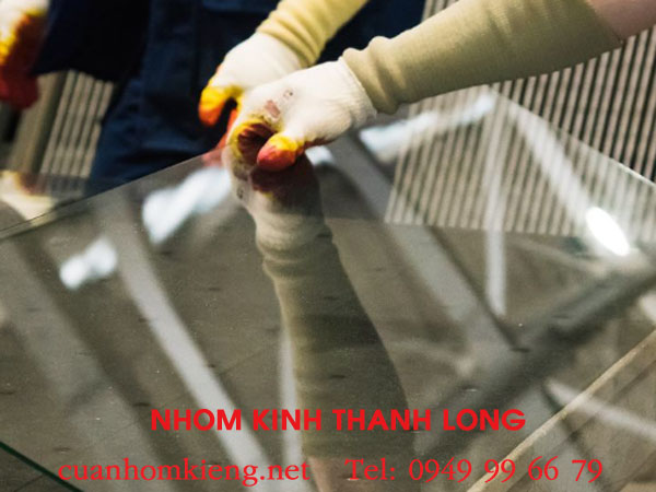 Bật Mới 3 tiêu chí cắt kính cường lực Quận 12 theo yêu cầu Siêu Rẻ Lại Độc Quyền 4 cat-kinh-cuong-luc-quan-12
