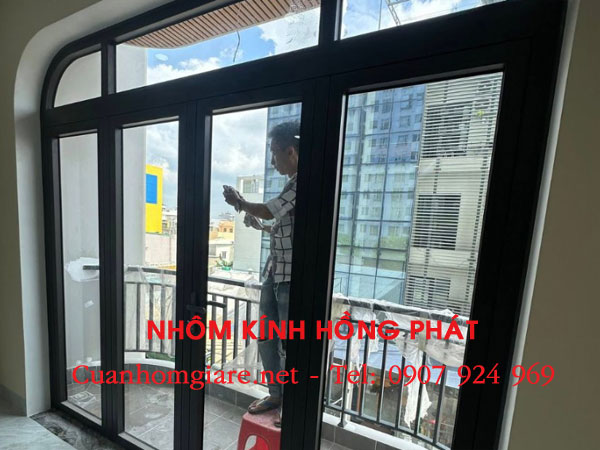 sua-cua-nhom-kinh-tan-phu