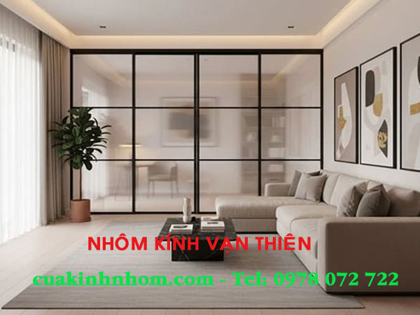 Top 10 mẫu vách nhôm kính cố định sang trọng, đón sáng hoàn hảo cho phòng khách 5 vach-nhom-kinh-co-dinh