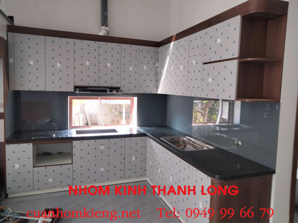 Bảng giá thi công kính ốp bếp Quận 9 Tphcm giá rẻ cập nhật chi tiết - mới nhất 5 kinh-op-bep-quan-9
